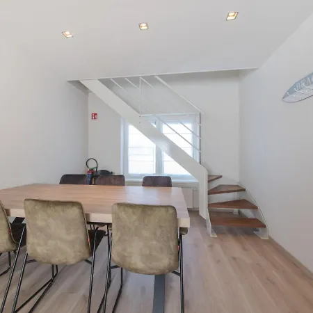 Lägenhet Alaska With Terrace By Interhome *